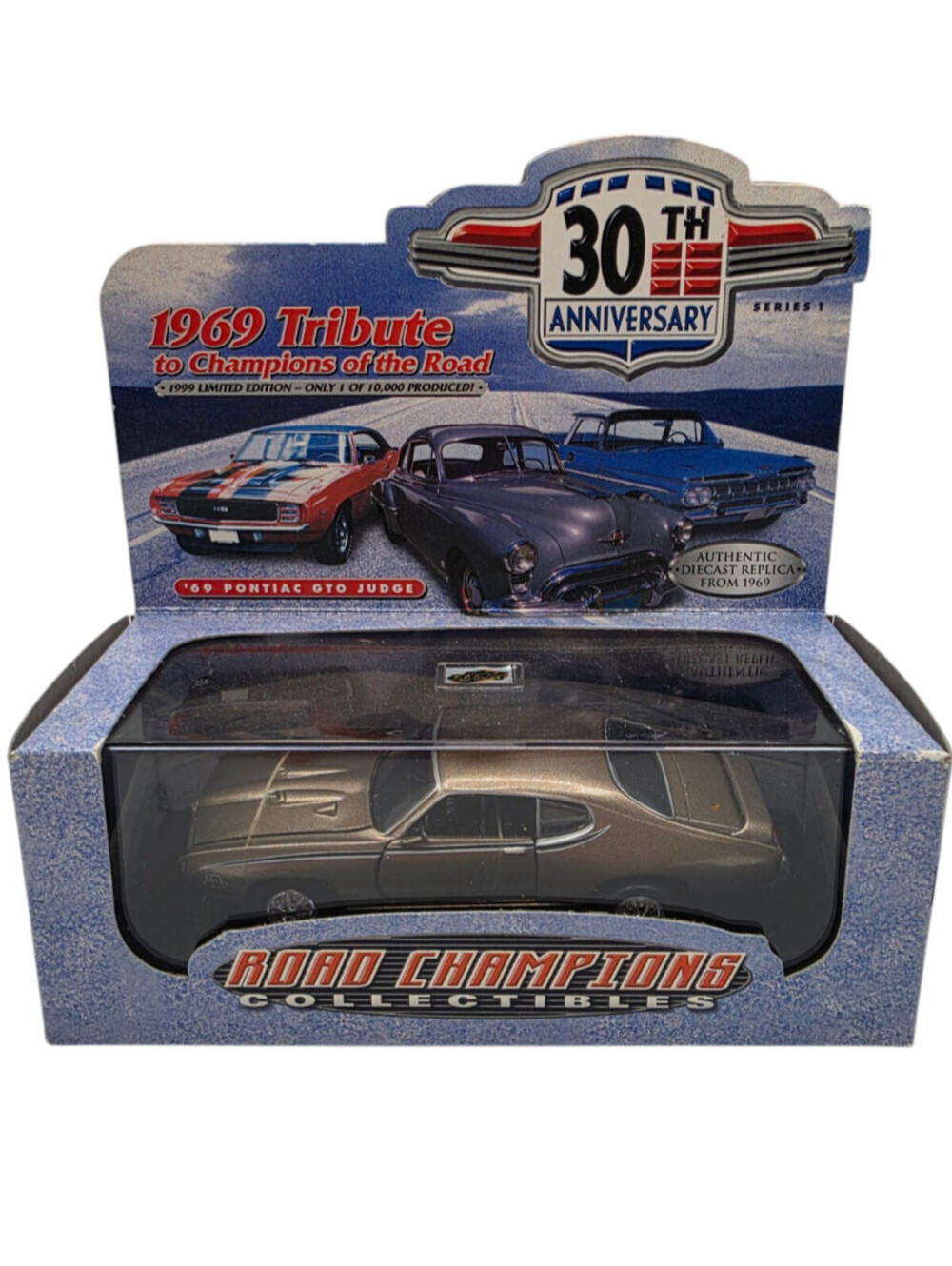 Road Champs 1/43 30th Anniv. 1969 Tribute 1969 Dodge Superbee Diecast